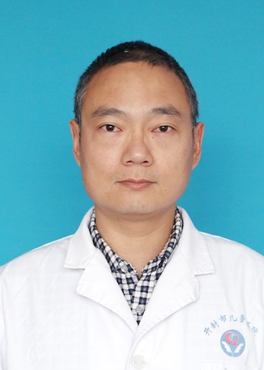 李小象  副主任医师